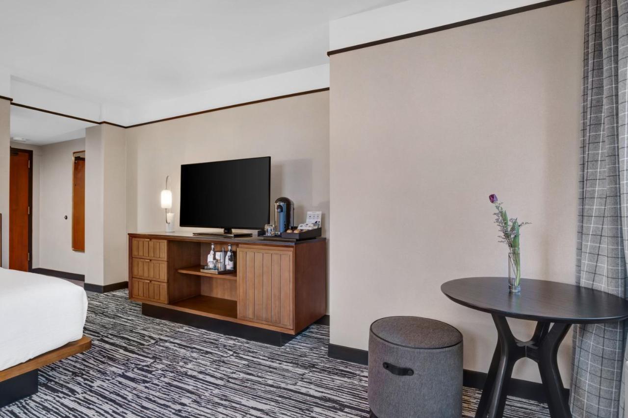 Hotel Indigo - Minneapolis Downtown By Ihg Экстерьер фото